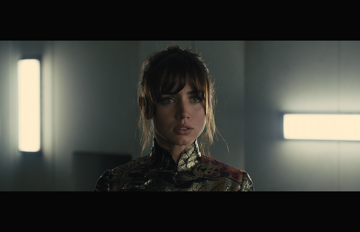 e_dtr_076_0030_bg02_PR_v004.1001-1